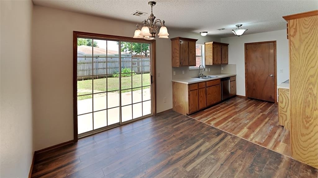12408 Sw 12th Street - Photo 4