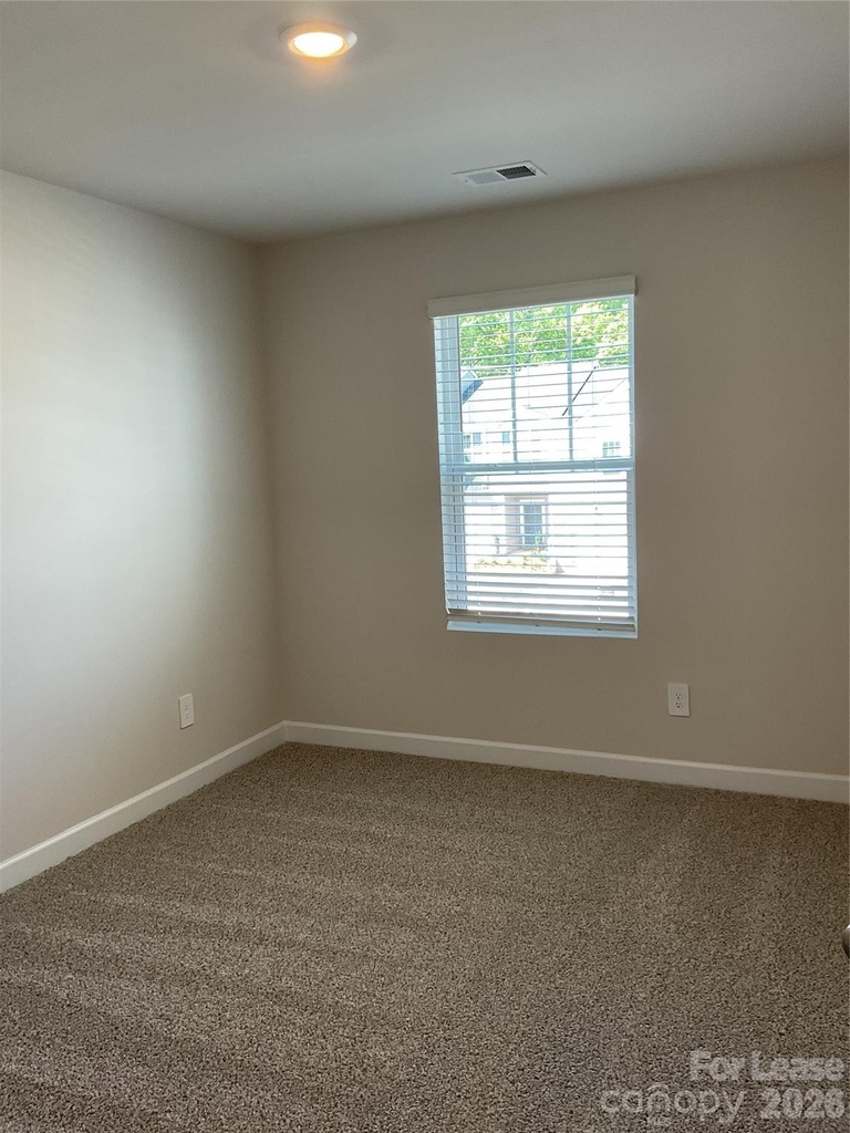 5042 Kellaher Place - Photo 18