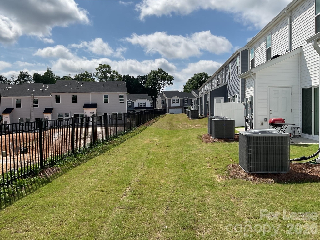 5042 Kellaher Place - Photo 28