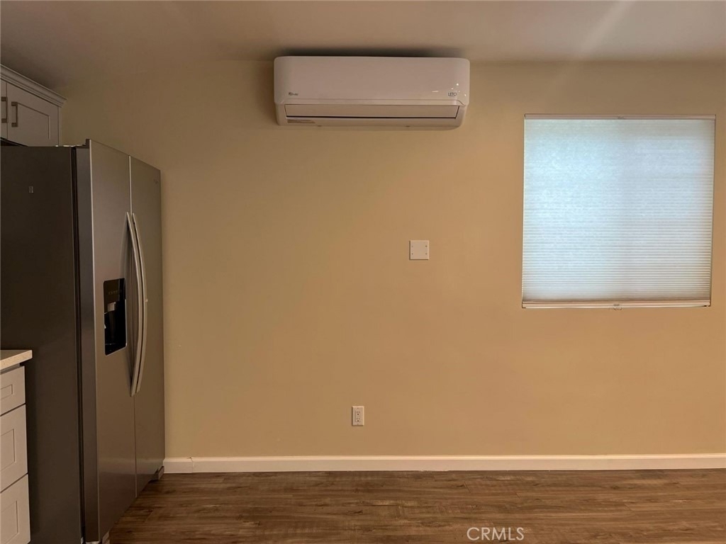 6854 Gentry Avenue - Photo 16