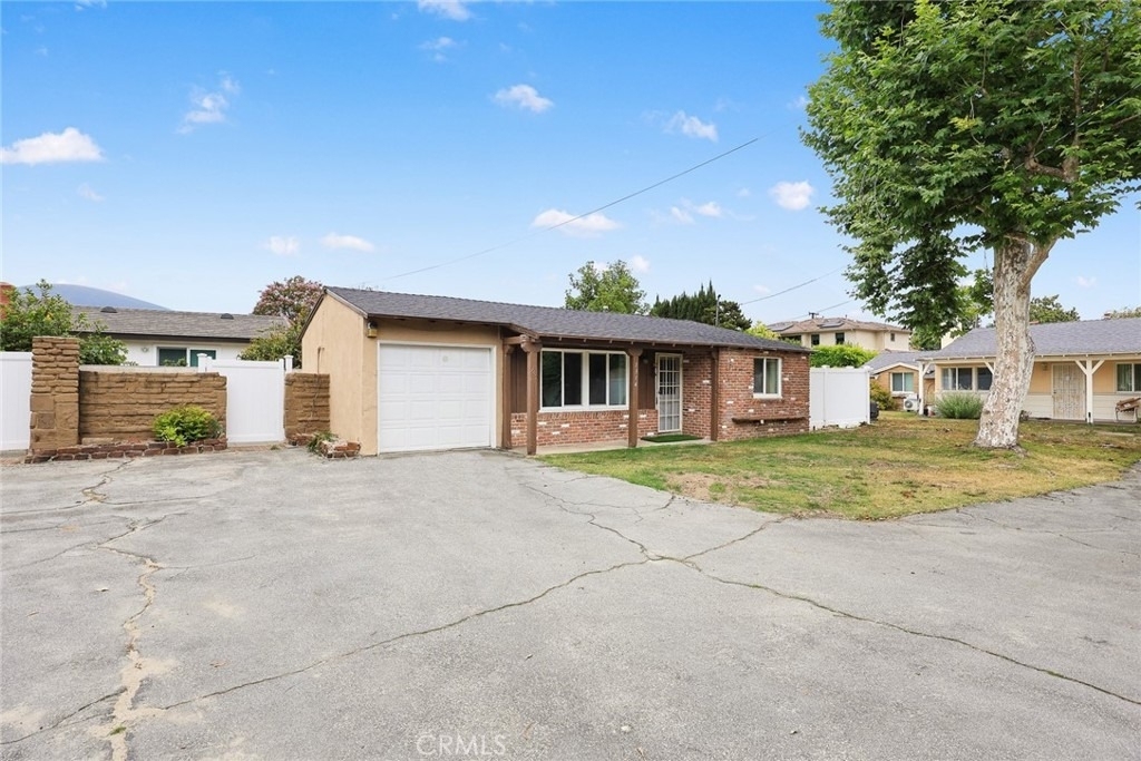 1314 S 2nd Ave - Photo 1