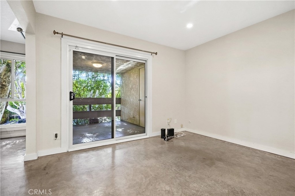 9025 Keith Avenue - Photo 17