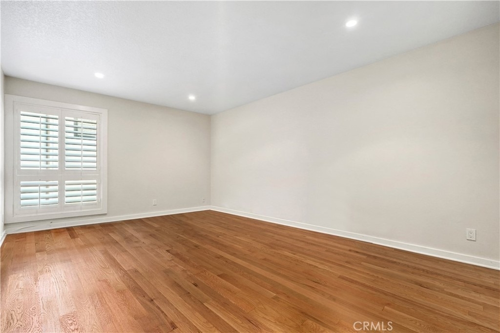 9025 Keith Avenue - Photo 9