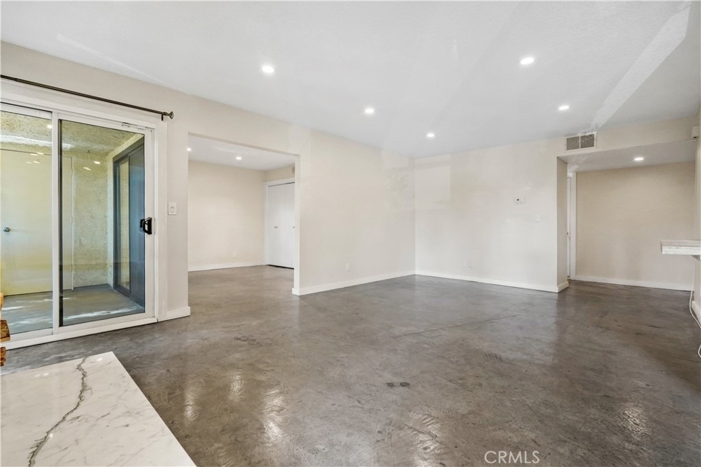 9025 Keith Avenue - Photo 21
