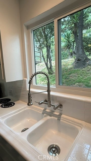 2202 Fair Oak View Terrace - Photo 10