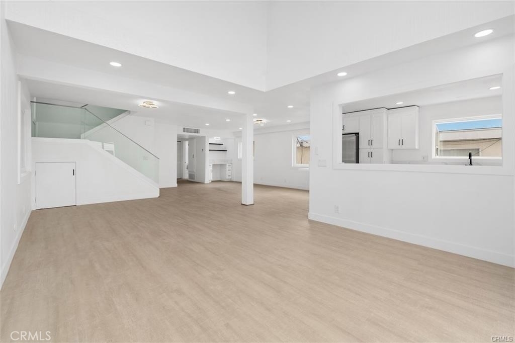 603 Jasmine Avenue - Photo 2