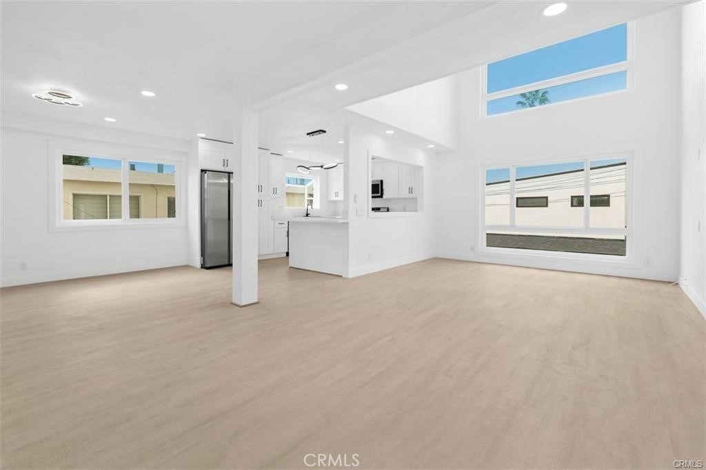 603 Jasmine Avenue - Photo 0