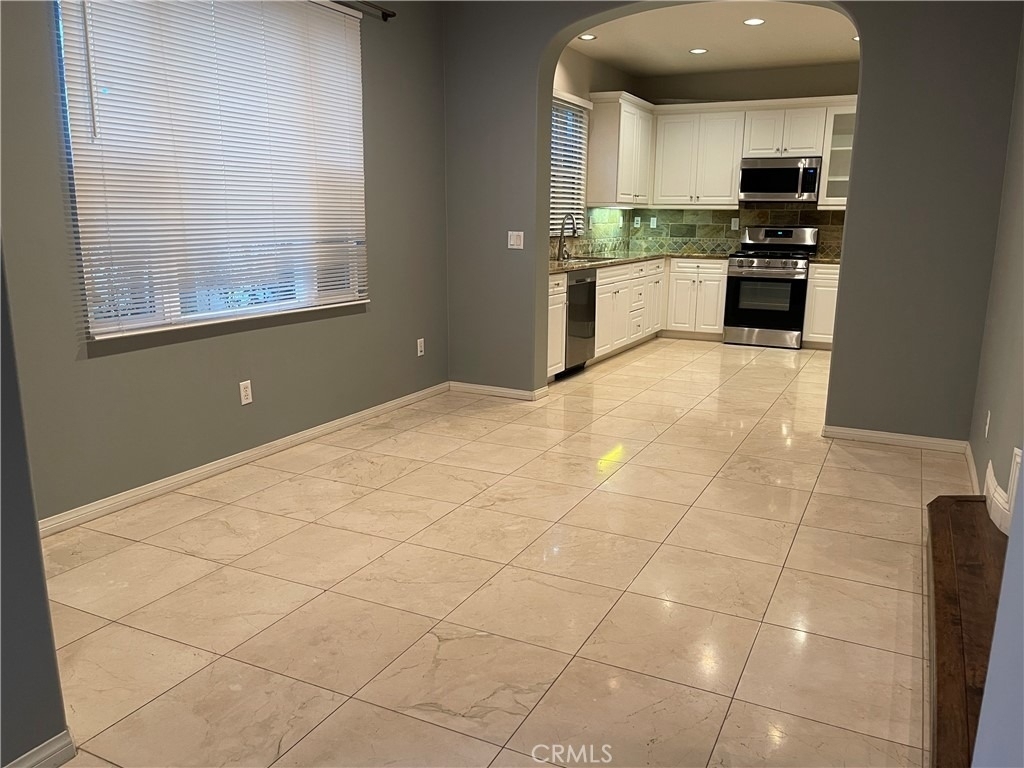 460 N Santa Maria - Photo 3
