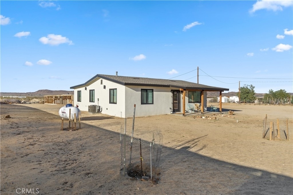64654 Sun Mesa Road - Photo 19