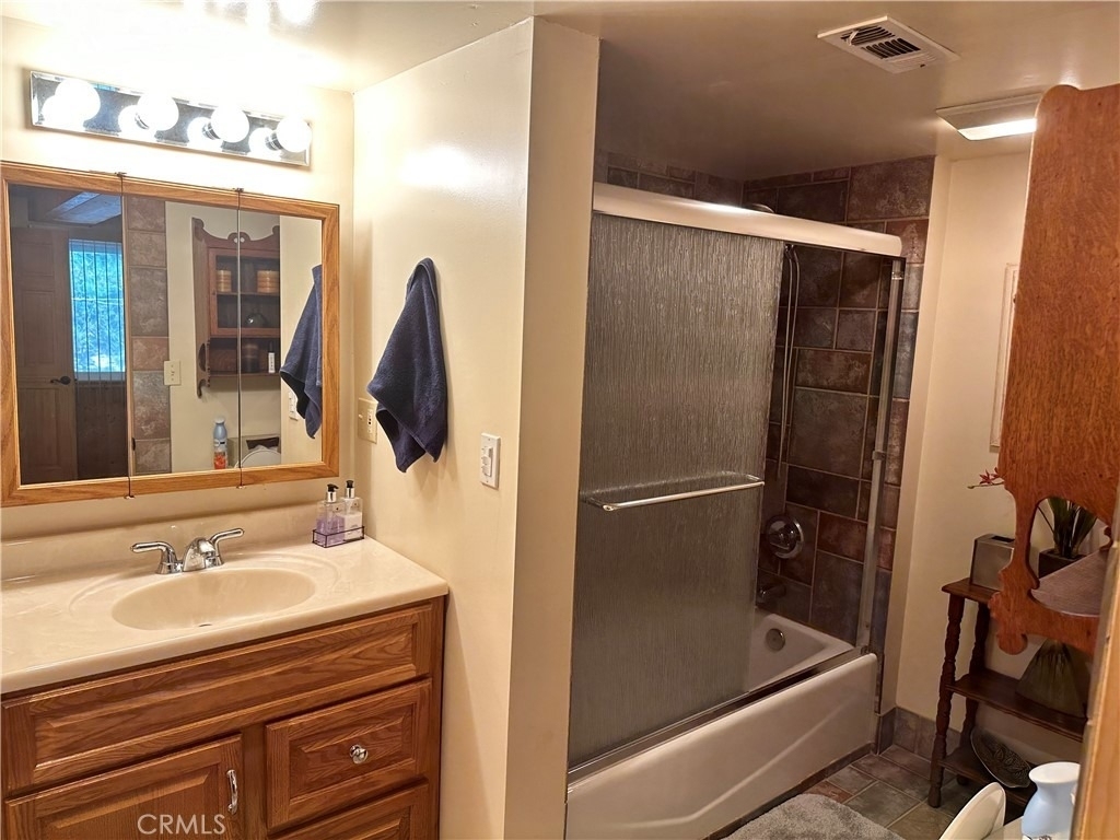 558 Beechnut - Photo 16