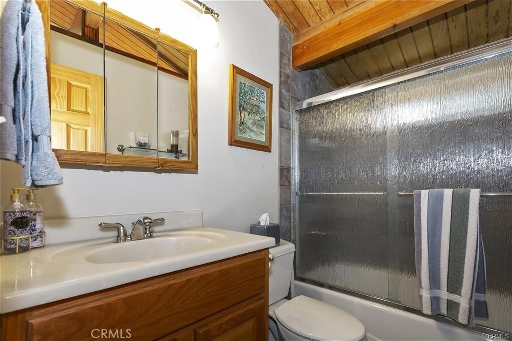 558 Beechnut - Photo 3