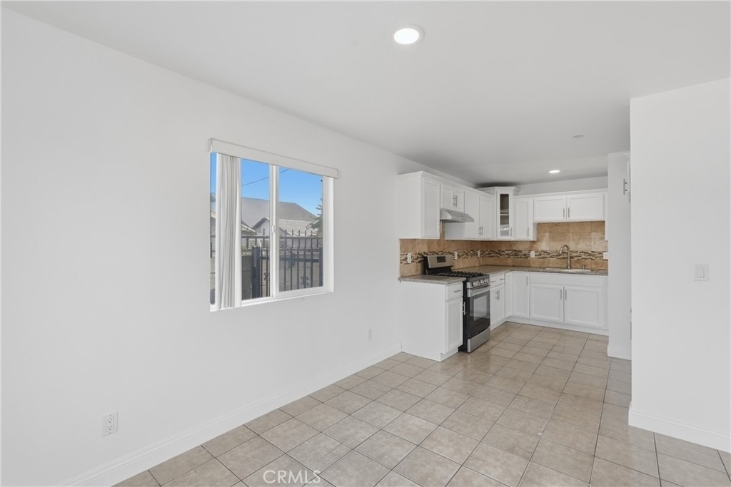 5017 Halldale Avenue - Photo 4