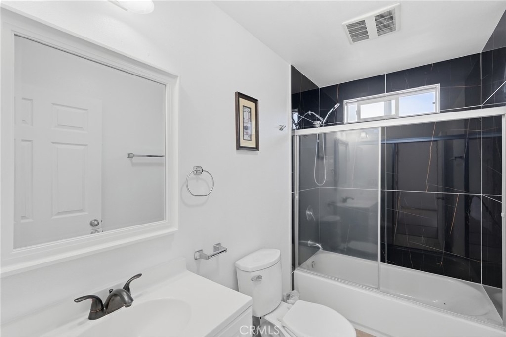 5017 Halldale Avenue - Photo 8