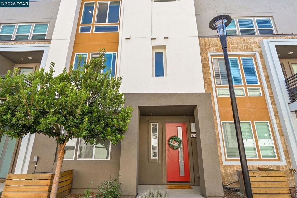 3923 Meridian St - Photo 2