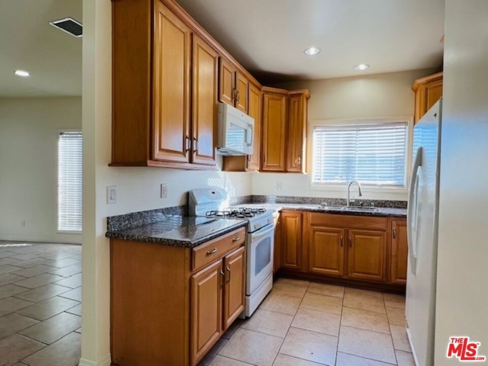 520 Columbia Avenue - Photo 5