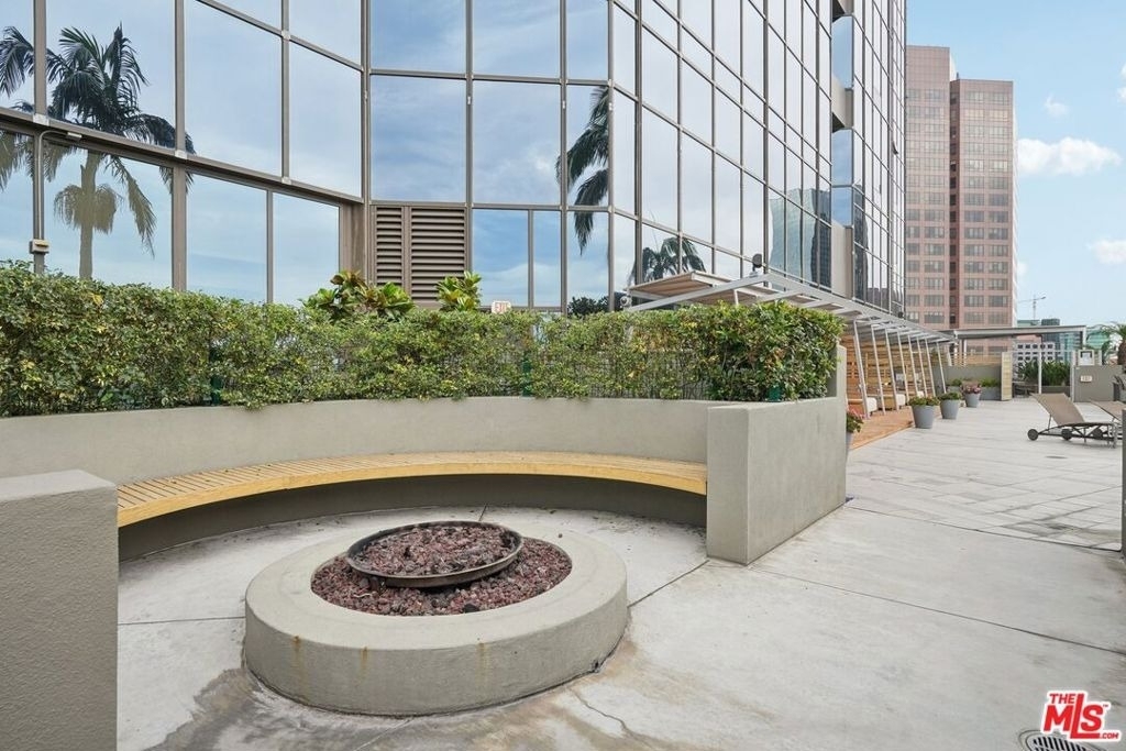 1100 Wilshire Boulevard - Photo 29