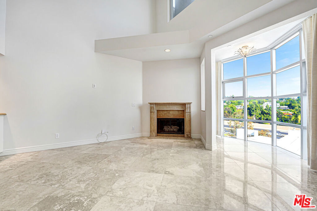 171 N Church Lane - Photo 3