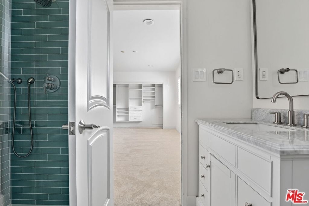 4186 Regal Oak Drive - Photo 31
