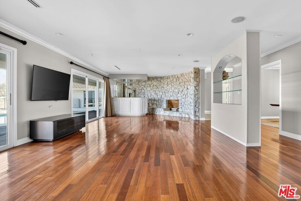 4186 Regal Oak Drive - Photo 10
