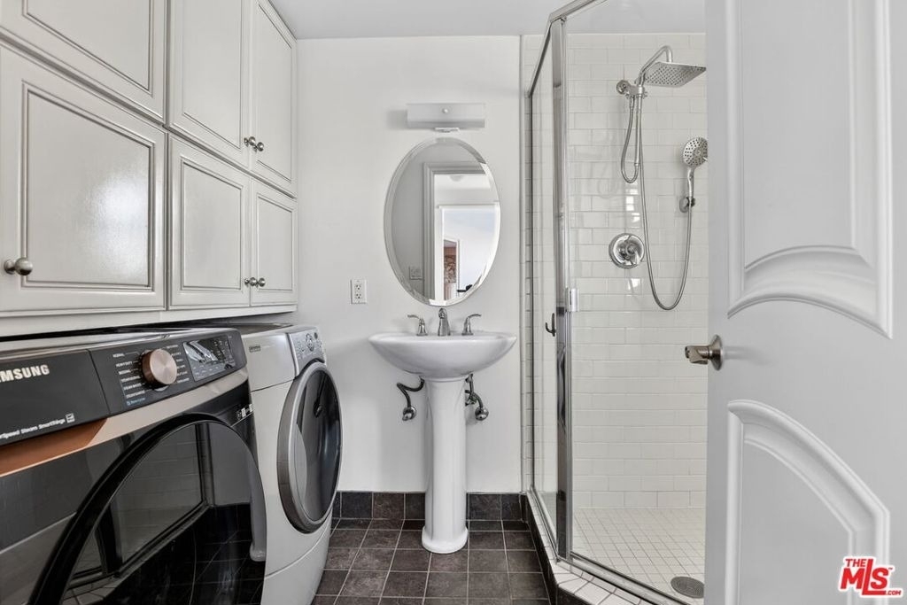 4186 Regal Oak Drive - Photo 42