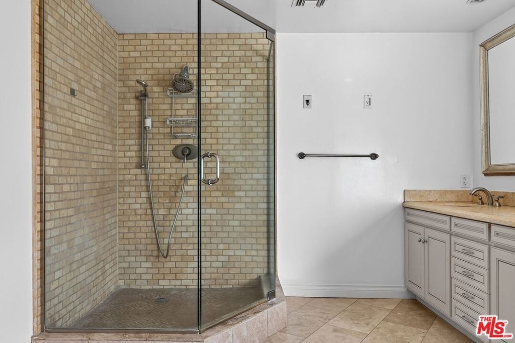 4186 Regal Oak Drive - Photo 38