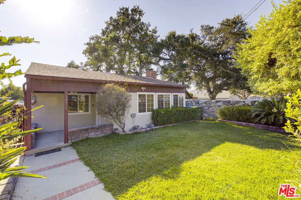 10529 Mount Gleason Avenue - Photo 1