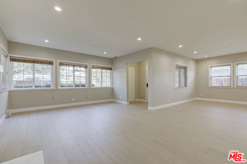 10529 Mount Gleason Avenue - Photo 7