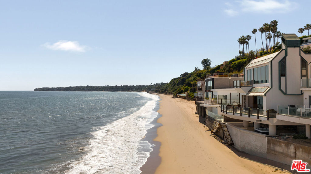 27352 Pacific Coast Highway - Photo 2