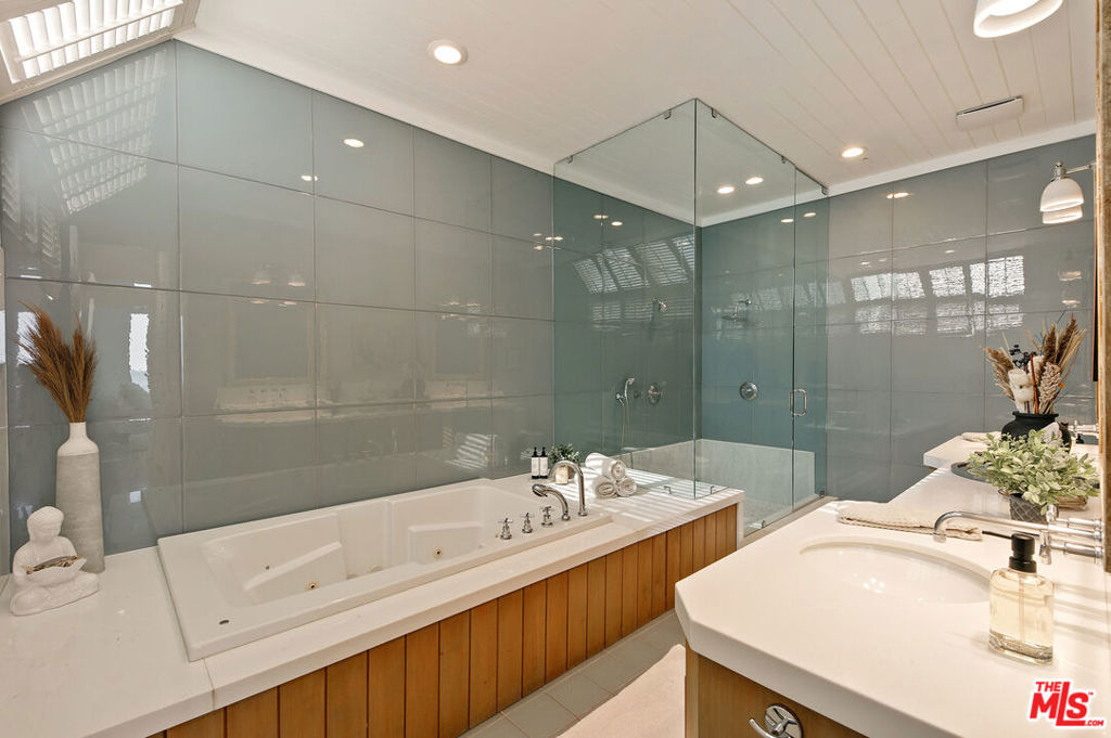 27352 Pacific Coast Highway - Photo 22