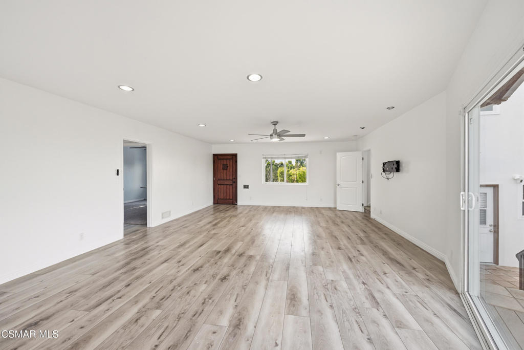 5076 Escobedo Drive - Photo 8