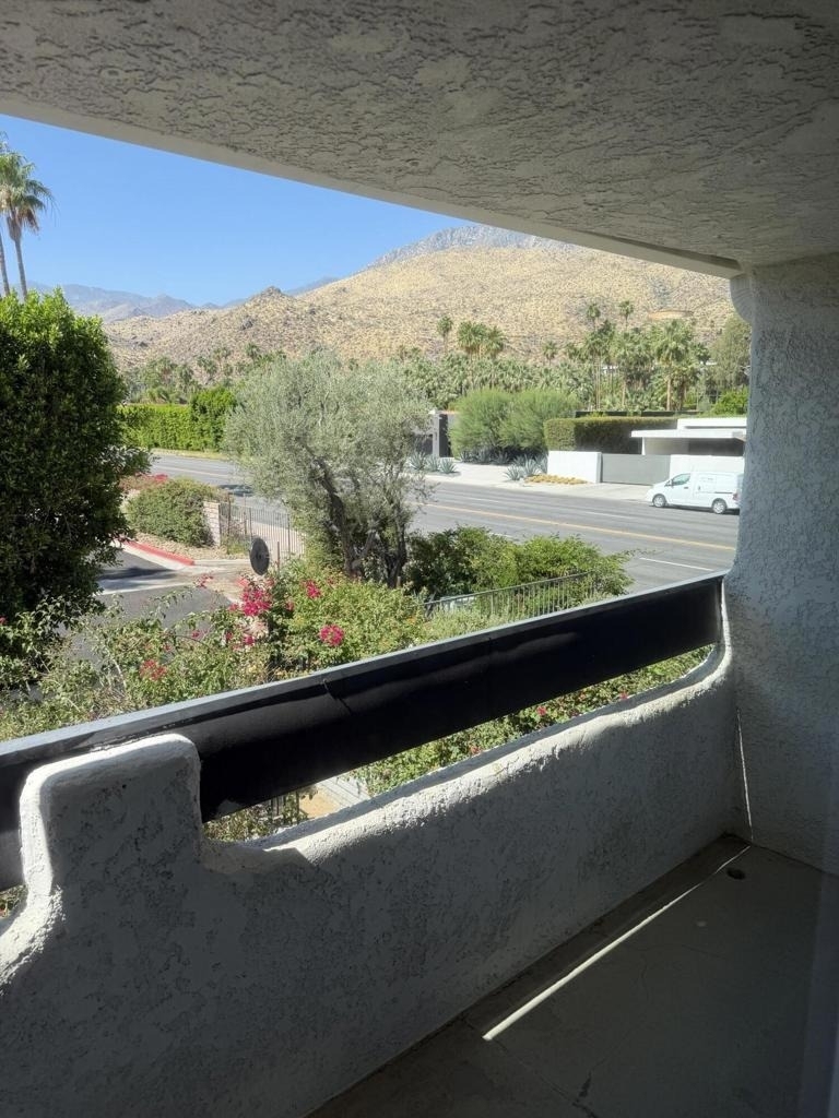 1950 S Palm Canyon Drive - Photo 4
