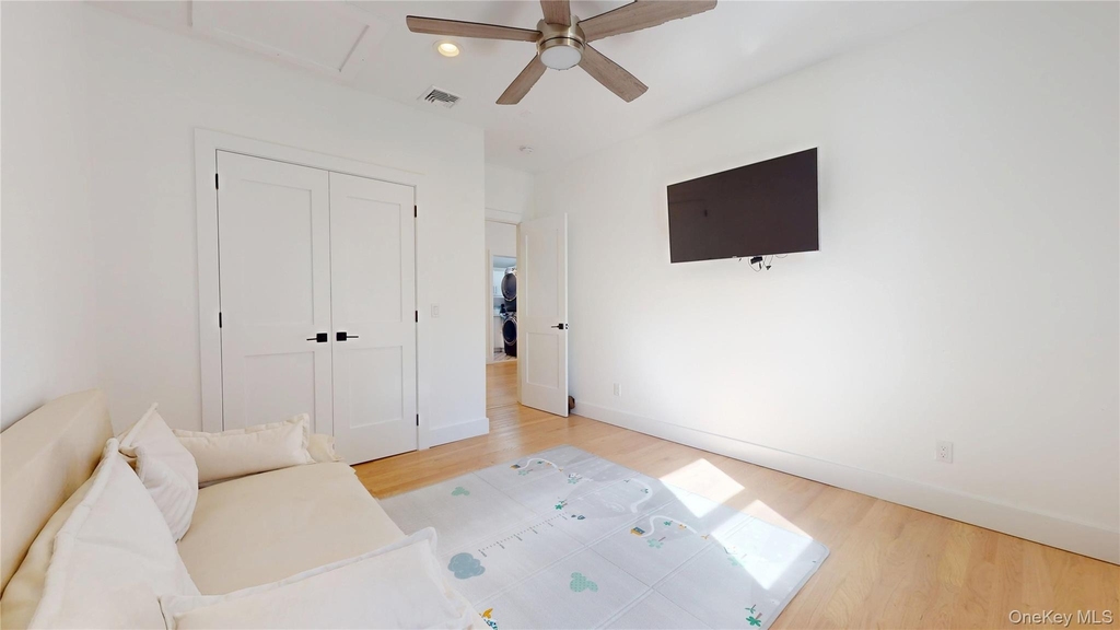 5 Halsey Avenue - Photo 16