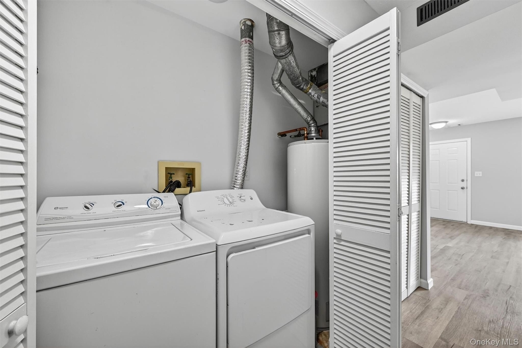 2722 Whispering Hills - Photo 11