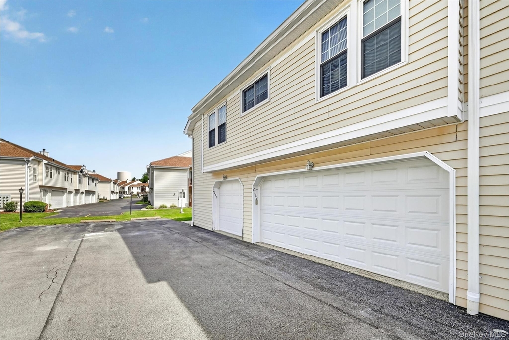 2722 Whispering Hills - Photo 24