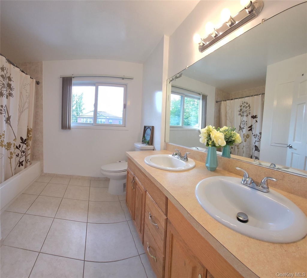 11 Howard Street - Photo 13