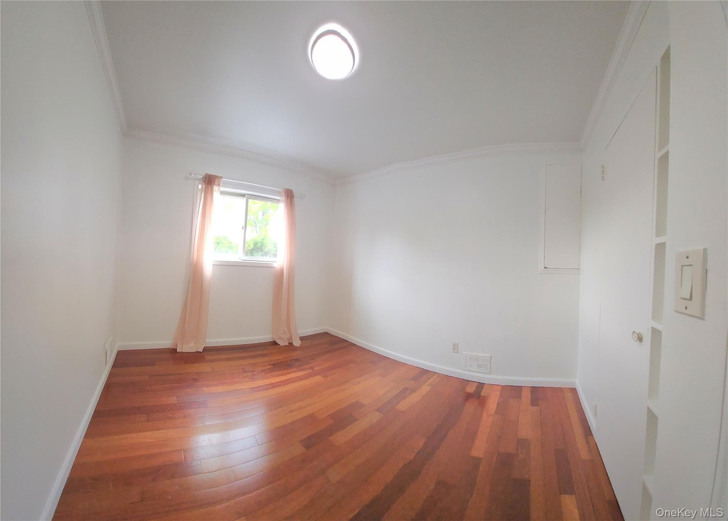 11 Howard Street - Photo 9