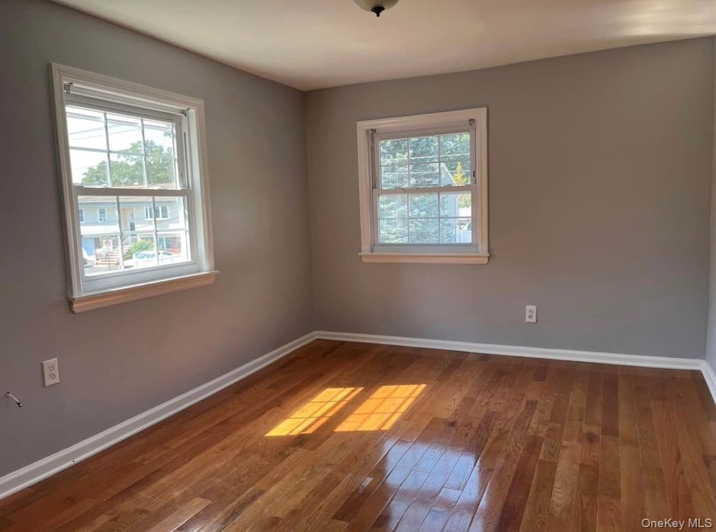 1539 Park Avenue - Photo 11