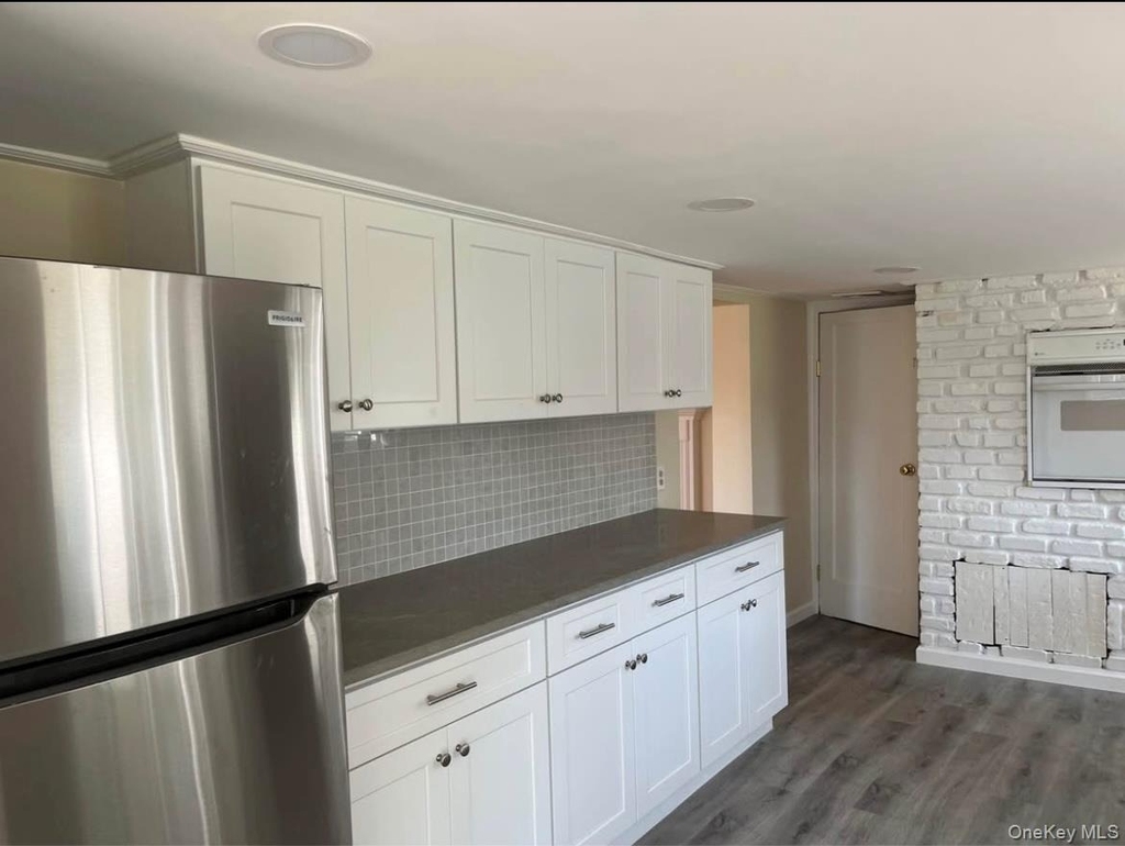 1539 Park Avenue - Photo 5