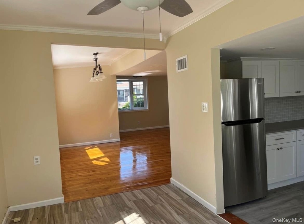1539 Park Avenue - Photo 8