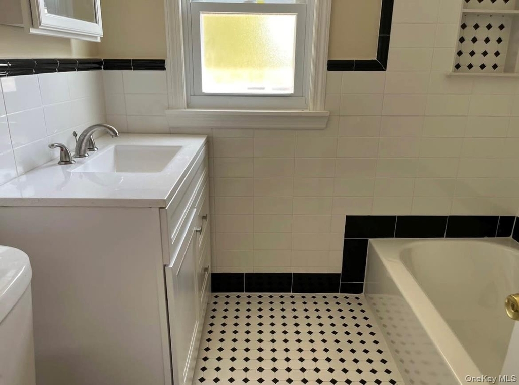 1539 Park Avenue - Photo 13