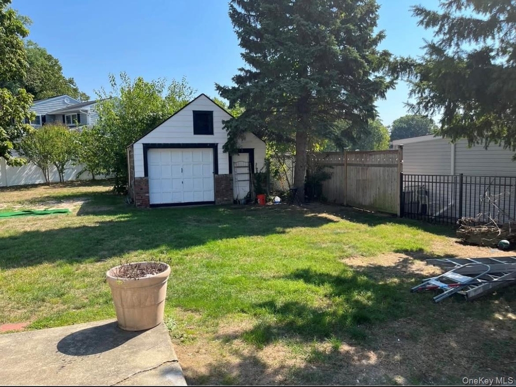 1539 Park Avenue - Photo 15