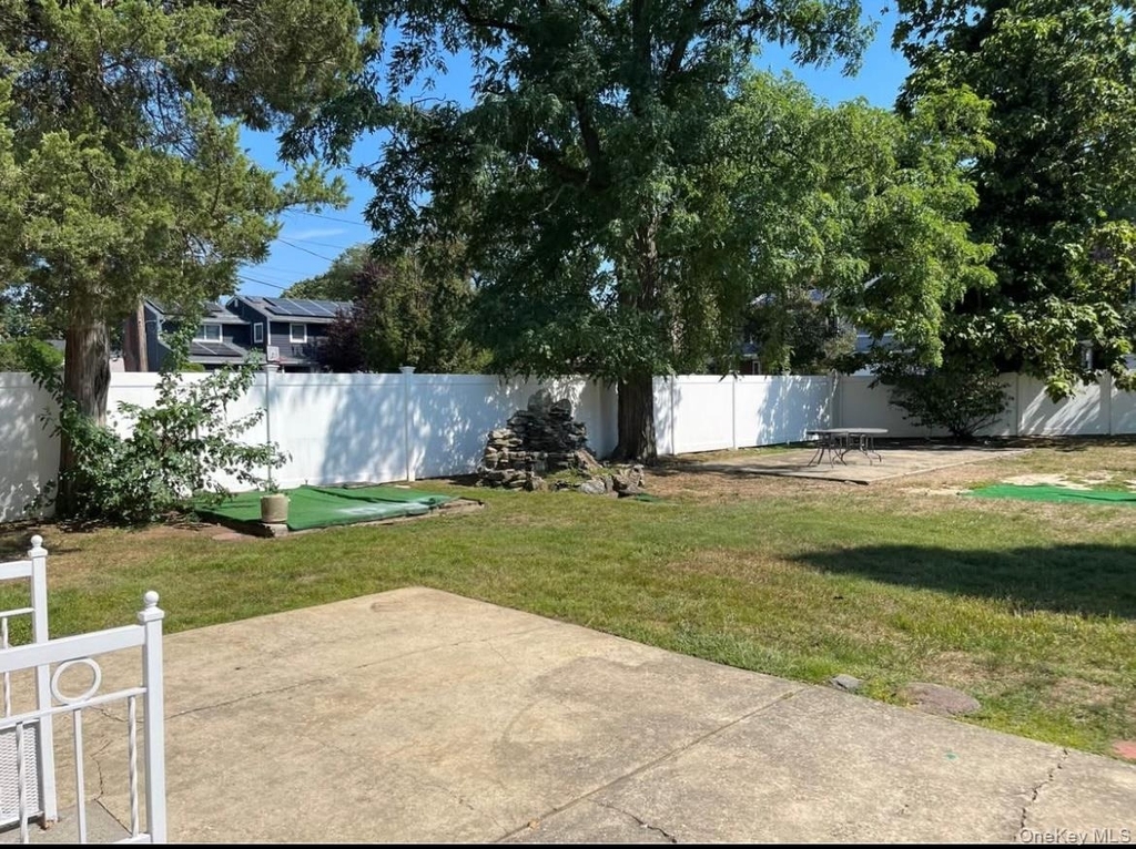 1539 Park Avenue - Photo 14