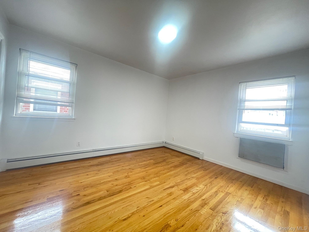 4316 223rd Street - Photo 4