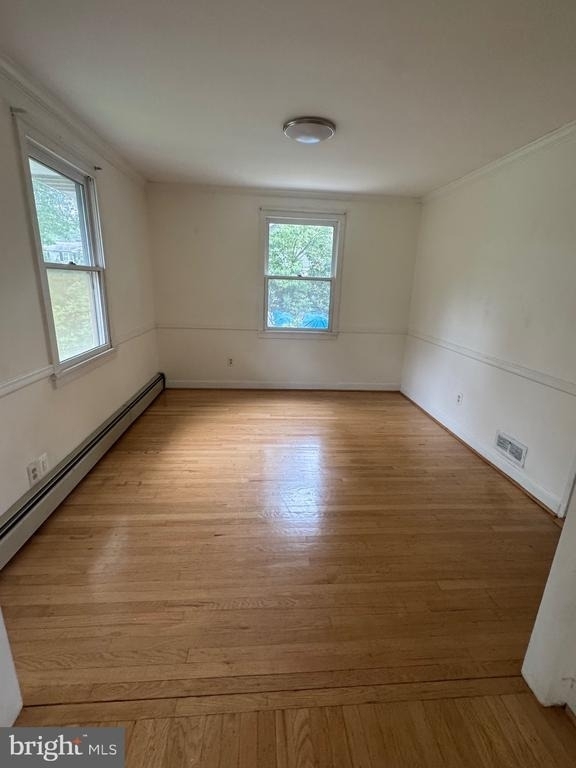 4046 Elizabeth Lane - Photo 3