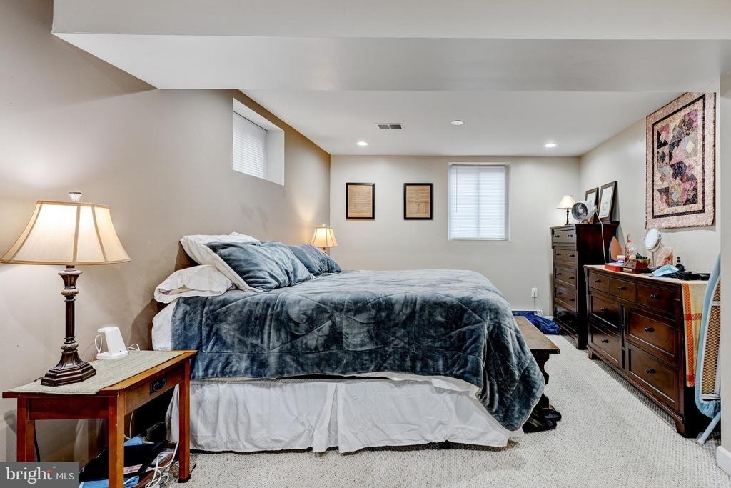 9920 Pinehurst Avenue - Photo 21