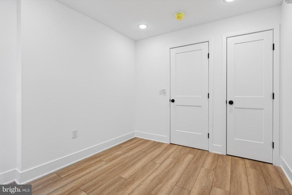 5121 Malcolm Street - Photo 11