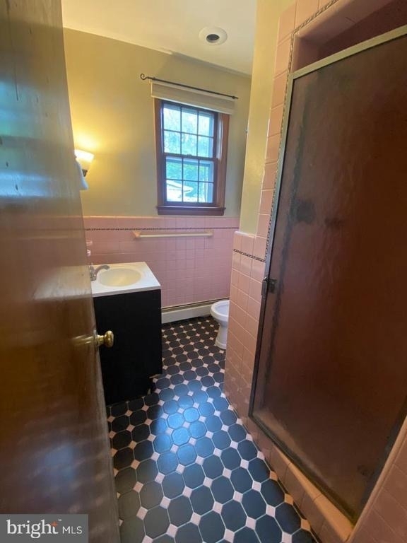 1002 Windsor Avenue - Photo 3
