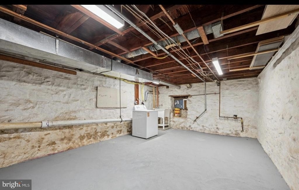 77 N Keystone Avenue - Photo 8