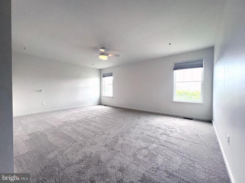 312 Breeding Boulevard - Photo 15