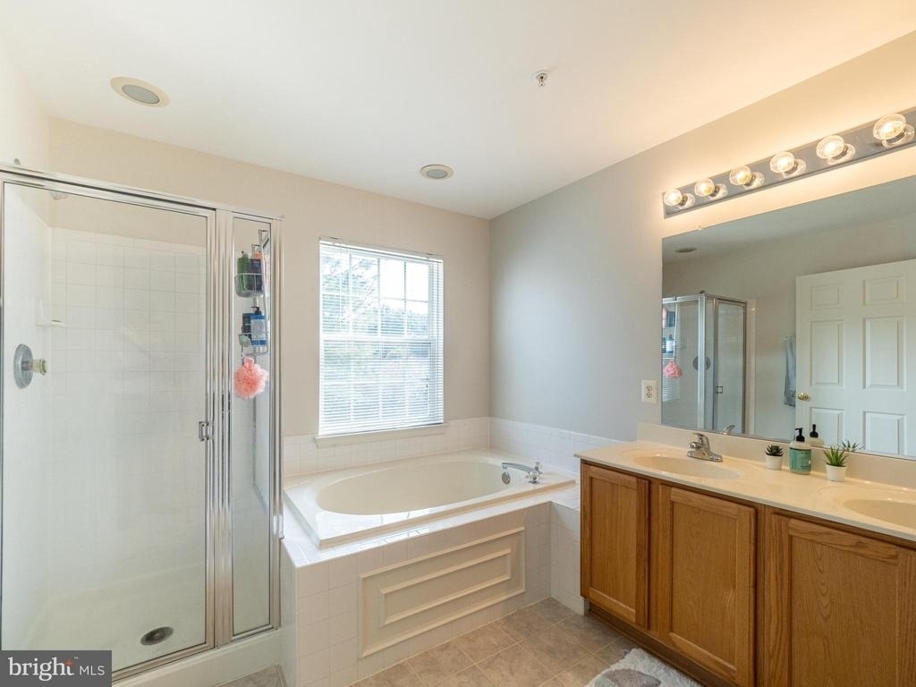 13001 Vaden Terrace - Photo 16